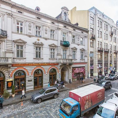 Біля Вокзалу Квартира Подобово По Вулиці Коротка 11 Сучасна Після Ремонту Lviv Exterior photo