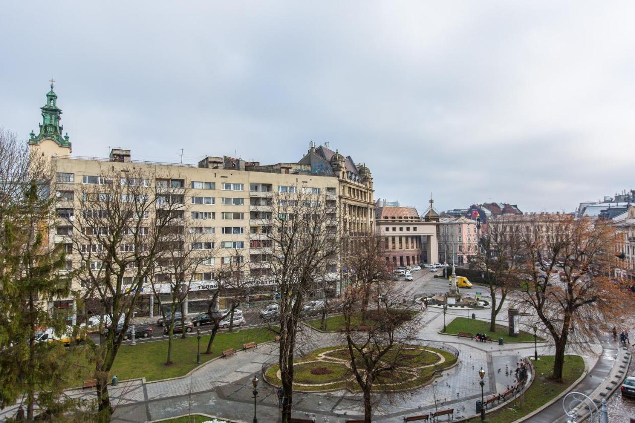 Біля Вокзалу Квартира Подобово По Вулиці Коротка 11 Сучасна Після Ремонту Lviv Exterior photo